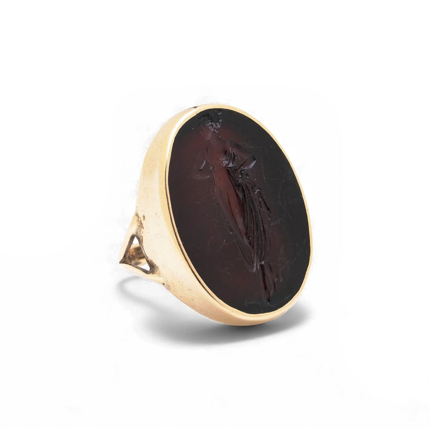 Victorian 9kt Gold Ring with Georgian Intaglio