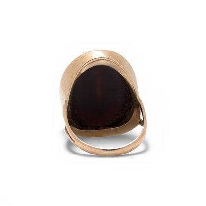 Victorian 9kt Gold Ring with Georgian Intaglio