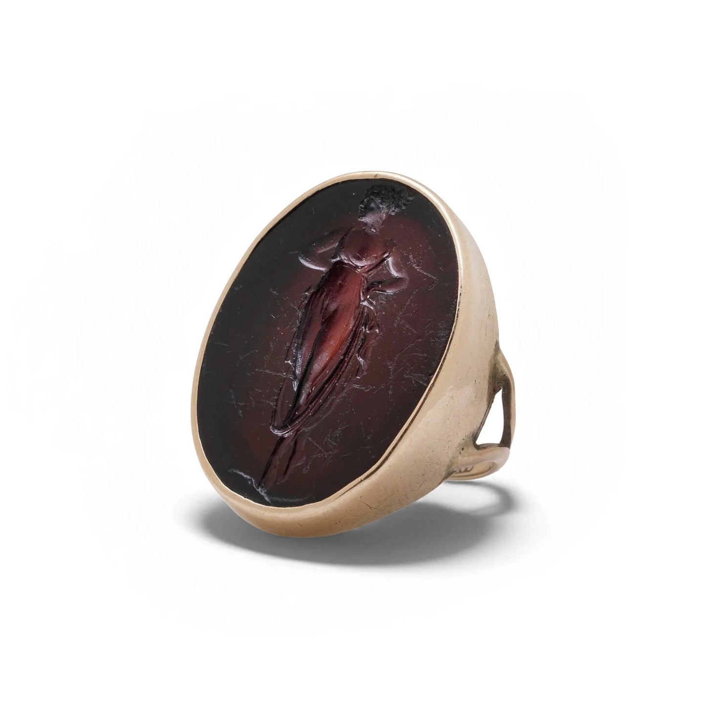 Victorian 9kt Gold Ring with Georgian Intaglio