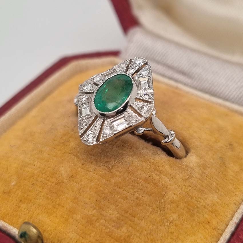 Emerald and Diamond Cluster Plaque Ring in Platinum