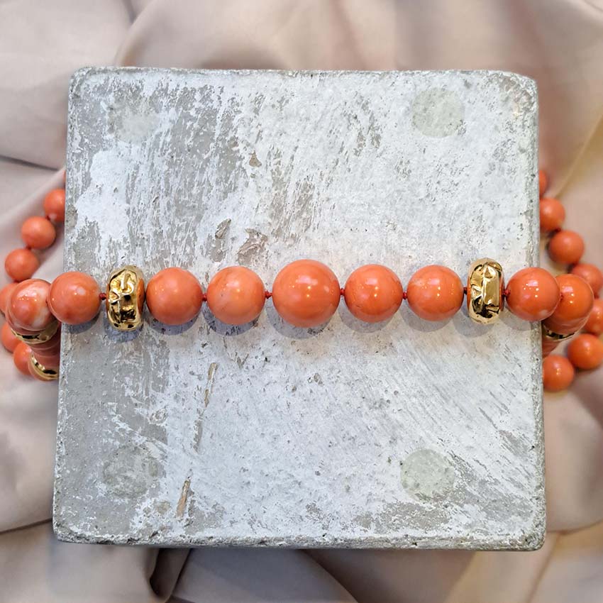 Antique Japanese Momo Coral and Gold Graduated Bead Necklace
