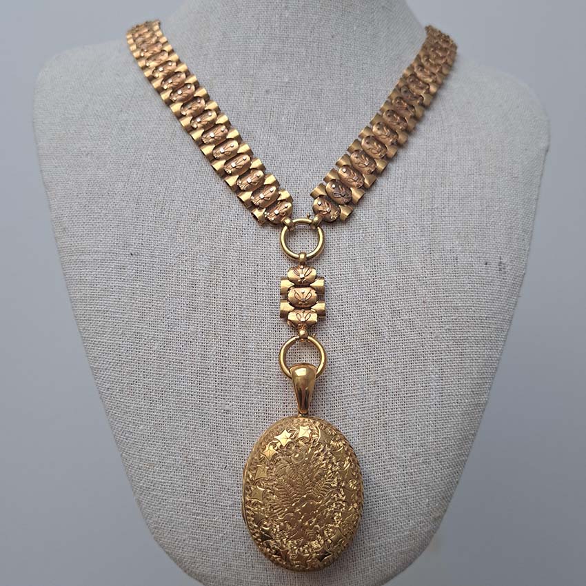 Victorian Antique Gold Chain Necklace with Locket Pendant, striking 15ct yellow gold intricate decorative chain necklace suspends oval gold locket pendant