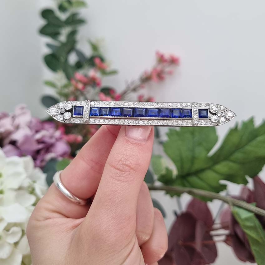 Art Deco 5.5ct Sapphire and Diamond Bar Brooch in Platinum