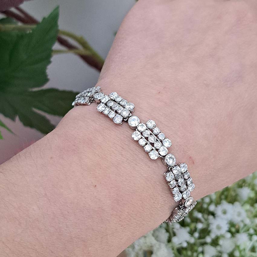 French Art Deco Diamond Bracelet in Platinum, 12 carats