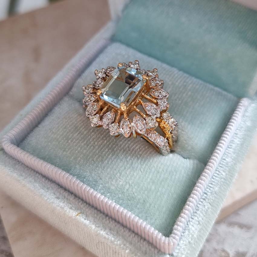 Aquamarine and Diamond Cluster Ring in 21ct Yellow Gold