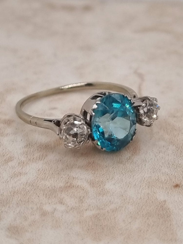 Vintage Art Deco Blue Zircon and Diamond Trilogy Ring in Platinum