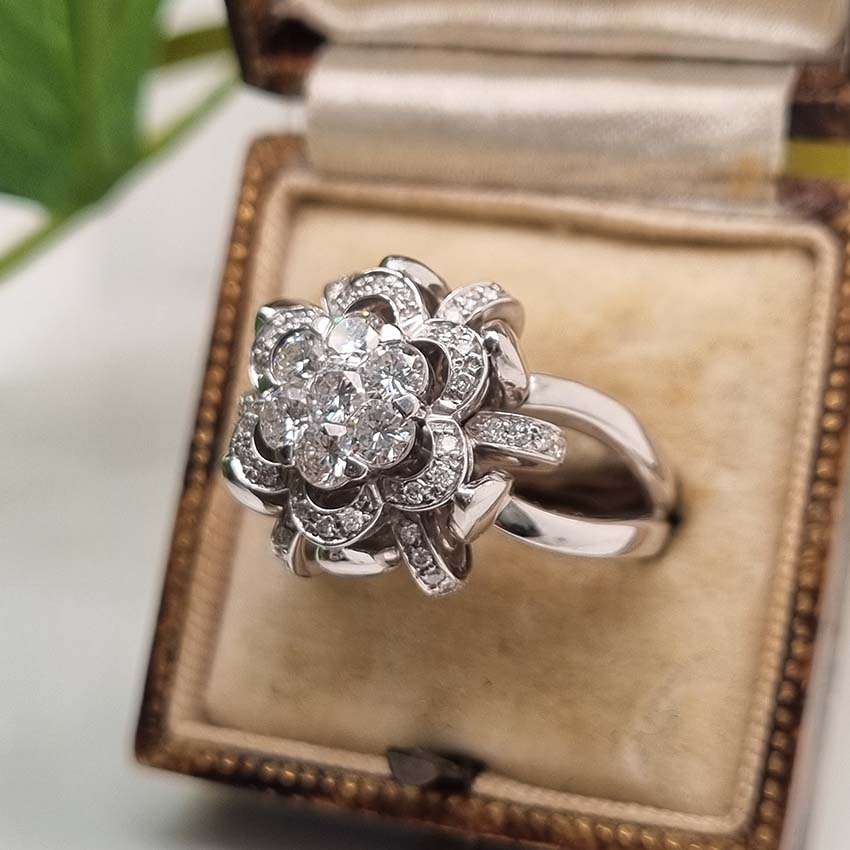 Contemporary 1ct Diamond Flower Cluster Dress Ring