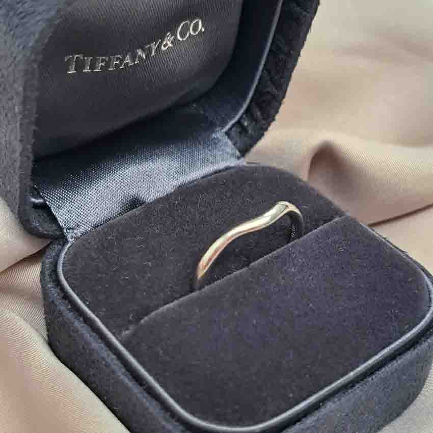 Tiffany and Co Platinum Wave Wedding Band by Elsa Peretti