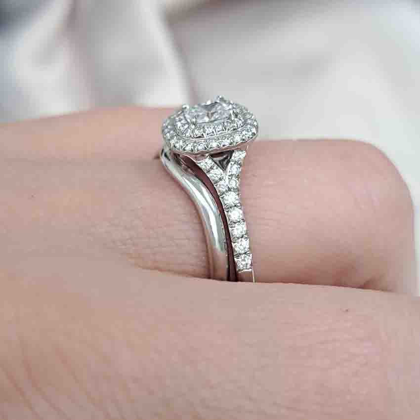 Tiffany and Co Platinum Wave Wedding Band by Elsa Peretti