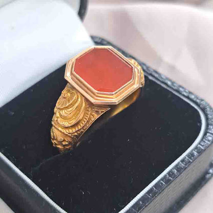 Antique Russian Large Size Mens Ring in 14 Carat Yellow gold With Carnelian