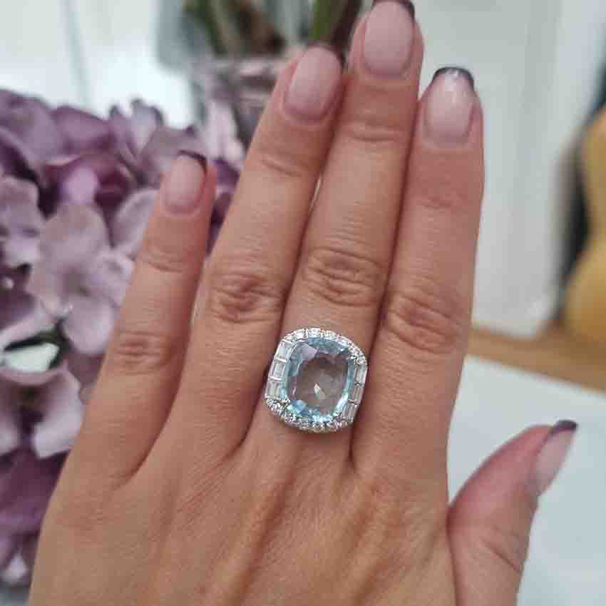 Contemporary 4.64ct Cushion Cut Aquamarine and Diamond Cluster Ring