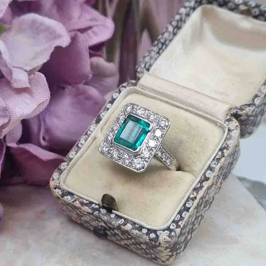 Art Deco 2.1ct Emerald and Diamond Cluster Ring