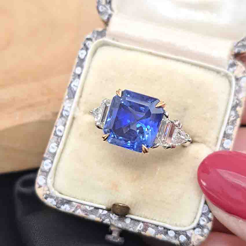 Vintage Cartier 7 Carat Sapphire Burma No Heat and Diamond Ring