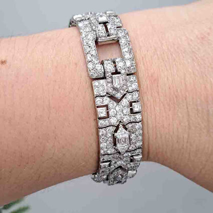 Art Deco Cartier Diamond Bracelet in Platinum, Circa 1929