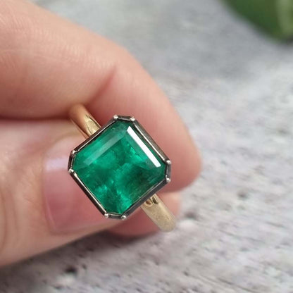 3.20ct Colombian Emerald Button Back Engagement Ring