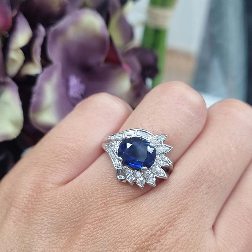 Vintage Retro Natural Sapphire and Diamond Cluster Dress Ring