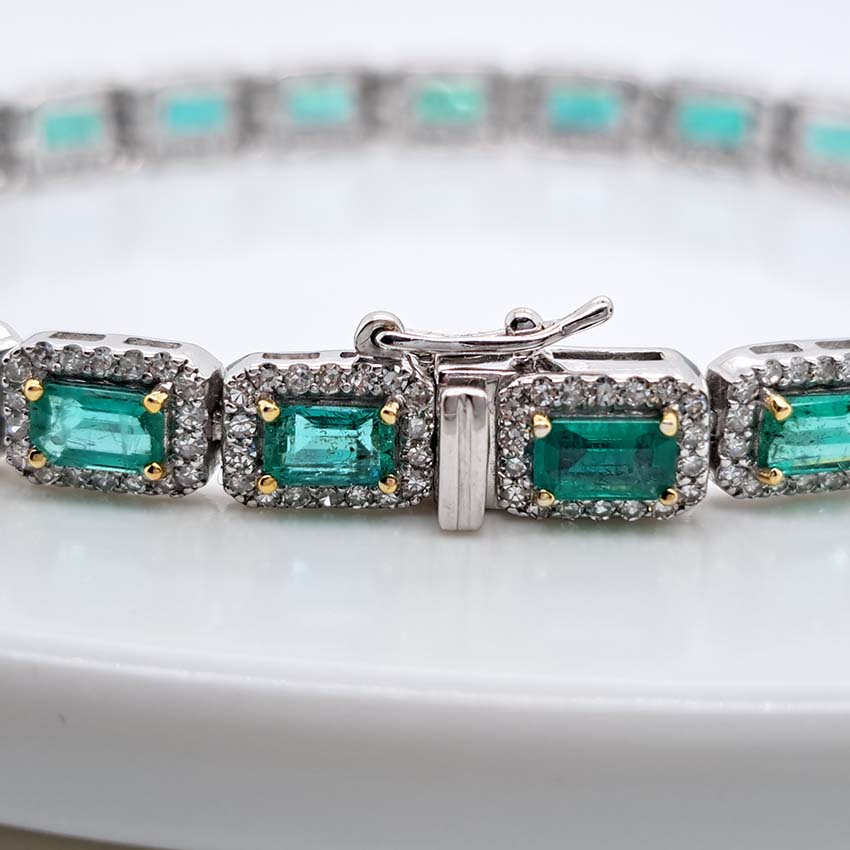 Modern 6.30ct Emerald and Diamond Cluster Line Bracelet
