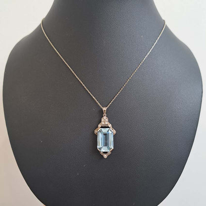 Art Deco Aquamarine and Diamond Pendant