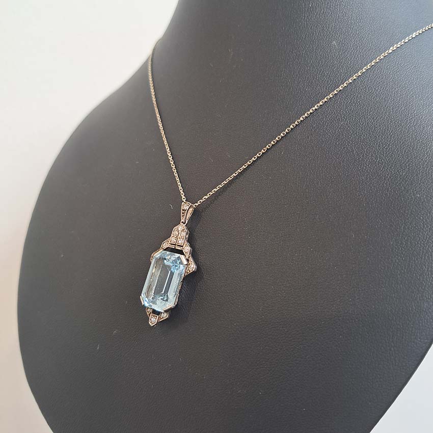 Art Deco Aquamarine and Diamond Pendant