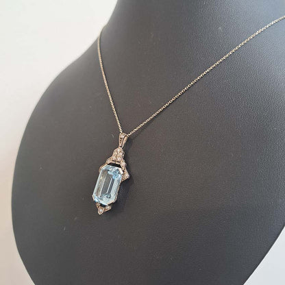 Art Deco Aquamarine and Diamond Pendant