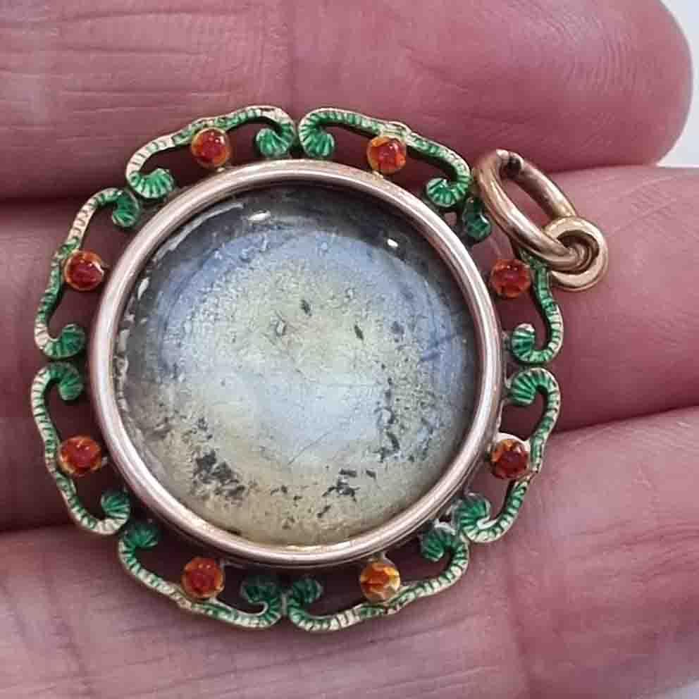 Antique Red and Green Enamel and Gold Mourning Pendant