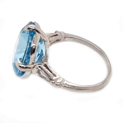 Vintage 15cts Aquamarine Solitaire Ring with Baguette Diamonds