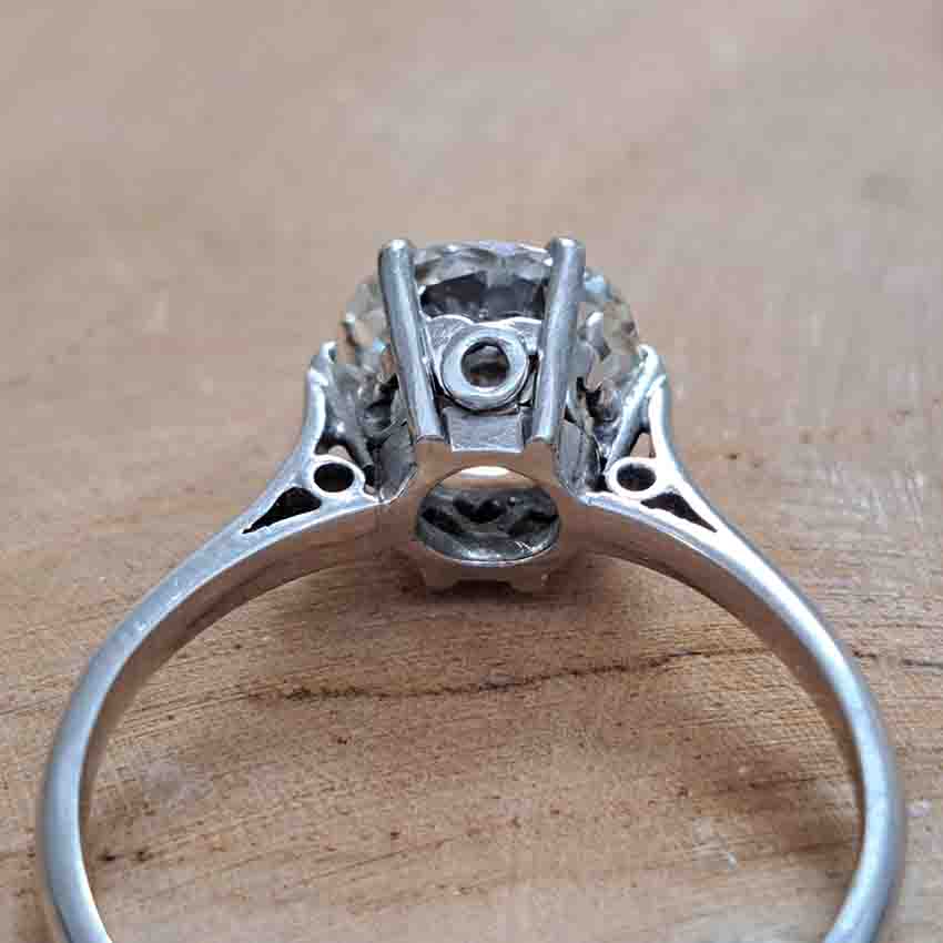 Art Deco 2.2ct Old Mine Cut Diamond Solitaire Engagement Ring