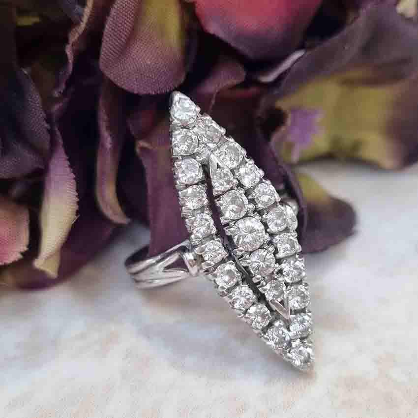 Vintage 1940s Diamond Marquise Cluster Navette Ring