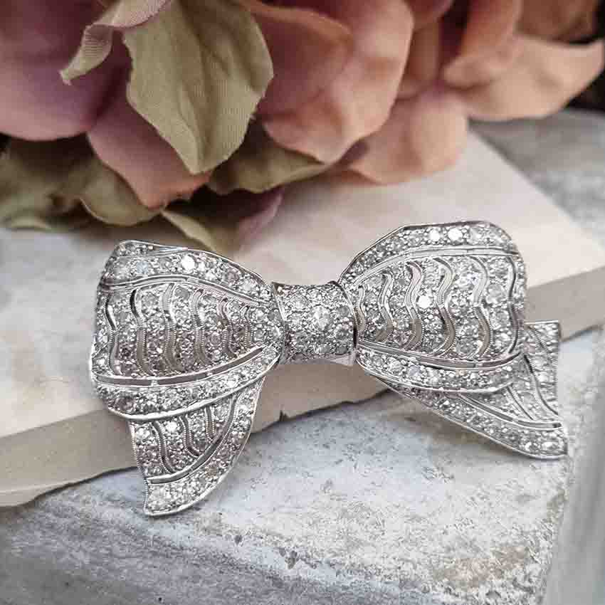 Art Deco 4ct Diamond Bow Brooch in Platinum
