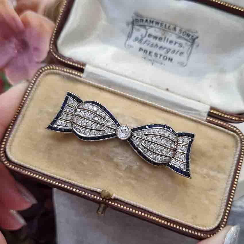 Art Deco Sapphire and Diamond Bow Brooch in 18ct Gold