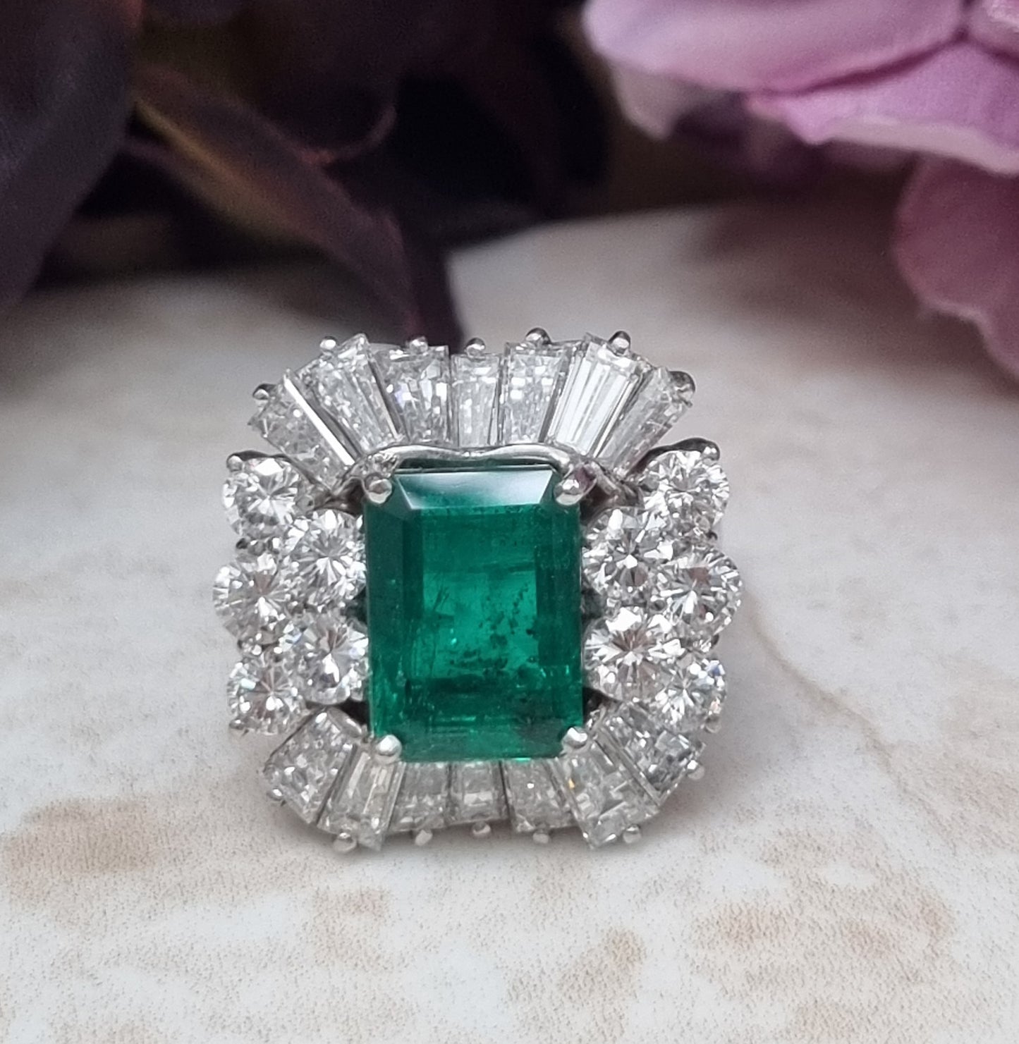 Vintage 1950s Ballerina Colombian Emerald and Diamond Ring 3 carats minor baguette cut diamonds 