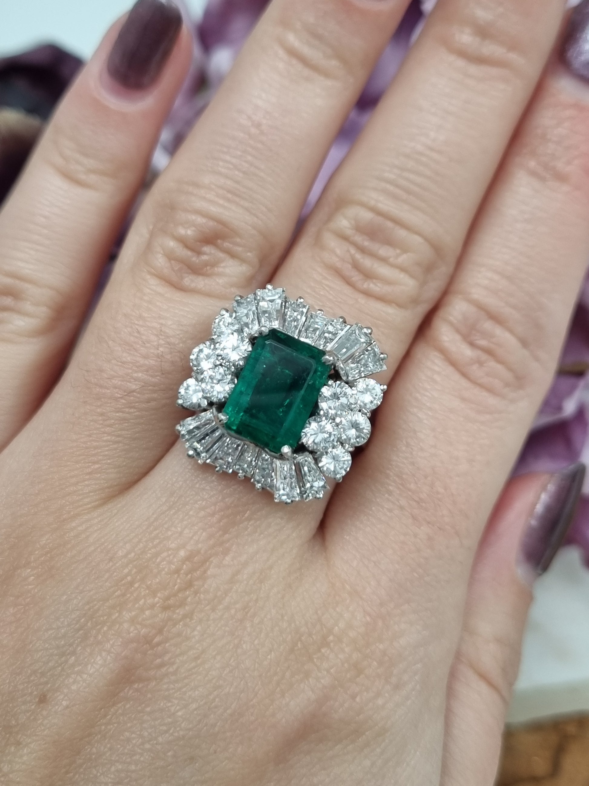 Vintage 1950s Colombian Emerald and Diamond Ballerina Cluster Ring