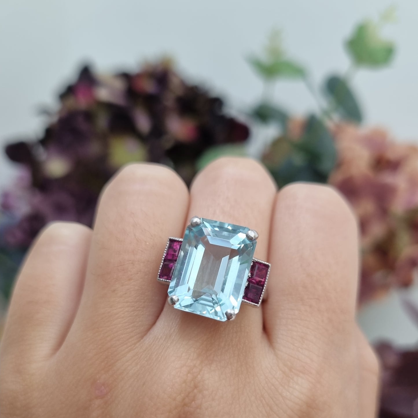 Vintage Retro 1940s Aquamarine and Ruby Cocktail Ring
