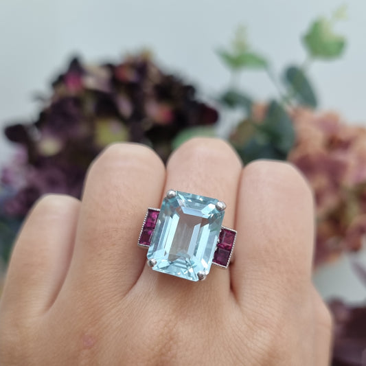 Vintage Retro 1940s Aquamarine and Ruby Cocktail Ring