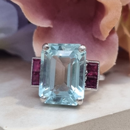 Vintage Retro 1940s Aquamarine and Ruby Cocktail Ring