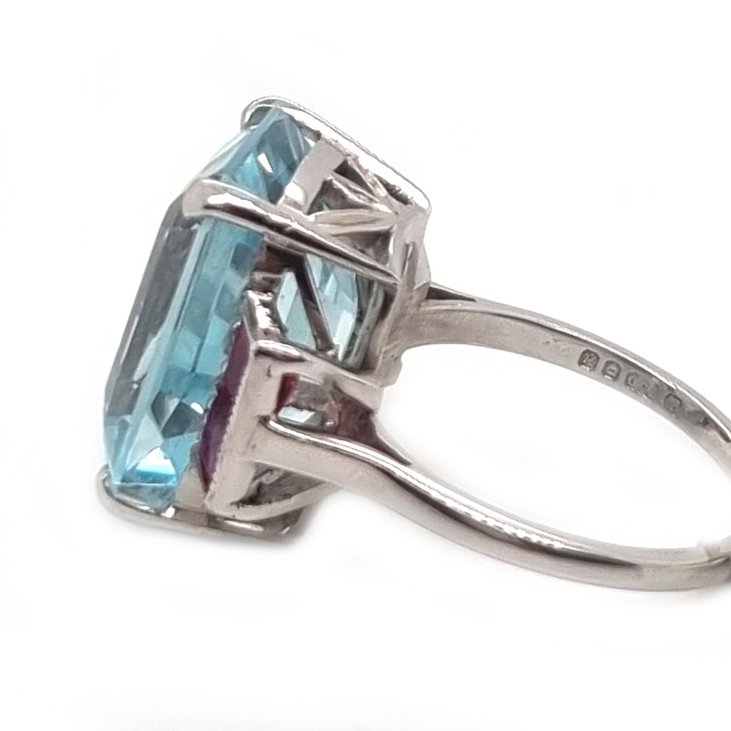 Vintage Retro 1940s Aquamarine and Ruby Cocktail Ring