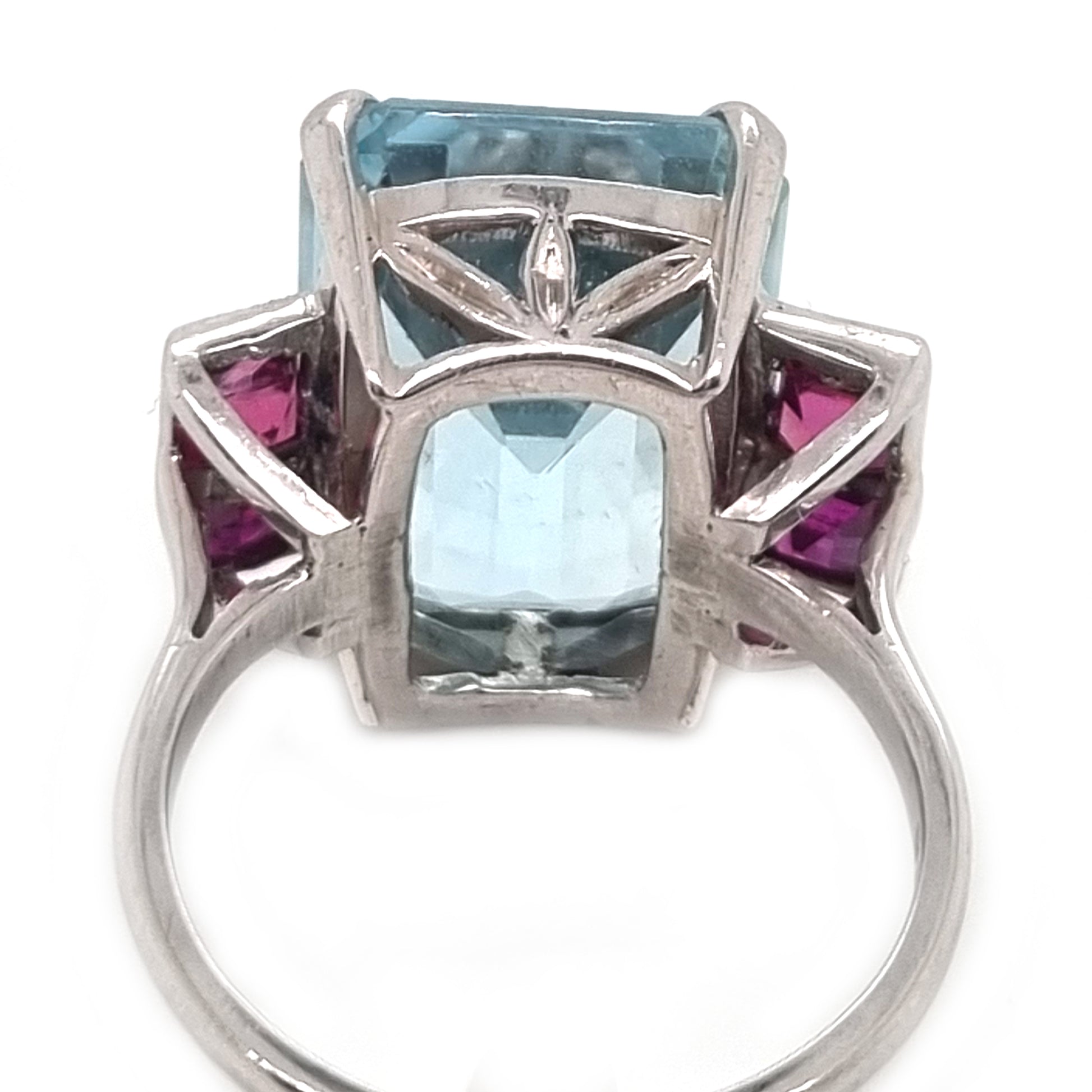 Vintage Retro 1940s Aquamarine and Ruby Cocktail Ring