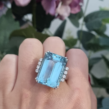 Vintage Retro 27cts Aquamarine and Diamond Cocktail Ring