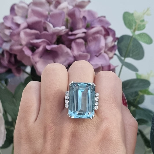 Vintage Retro 27cts Aquamarine and Diamond Cocktail Ring