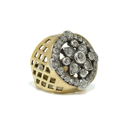 Early 20th Century 18KT Gold Old European Cut Diamond Cluster Ring 2.60ct