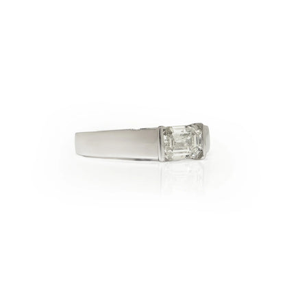 18KT White Gold Emerald Cut Diamond Ring