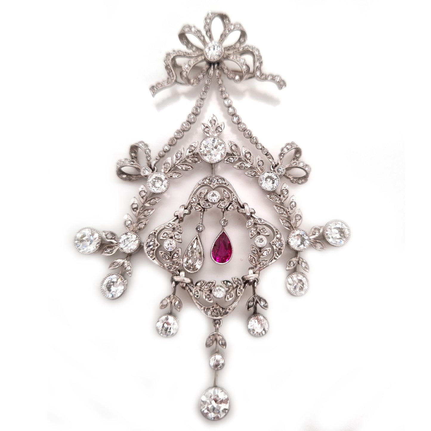 Belle Epoque Ruby and Diamond Wreath Pendant come Brooch