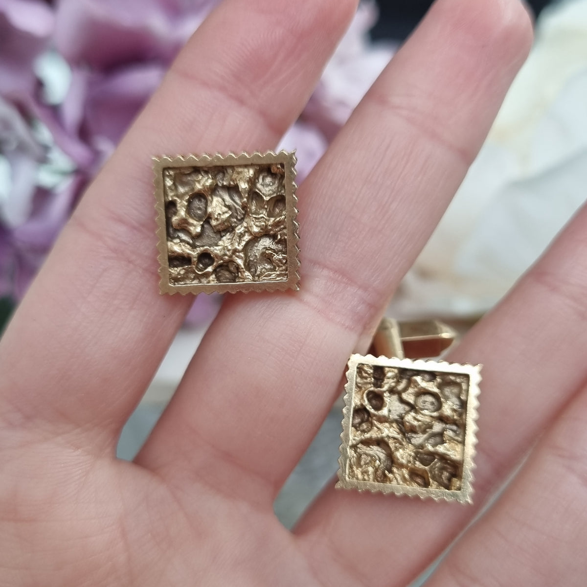 Vintage Kutchinsky 9ct Yellow Gold Square Cufflinks