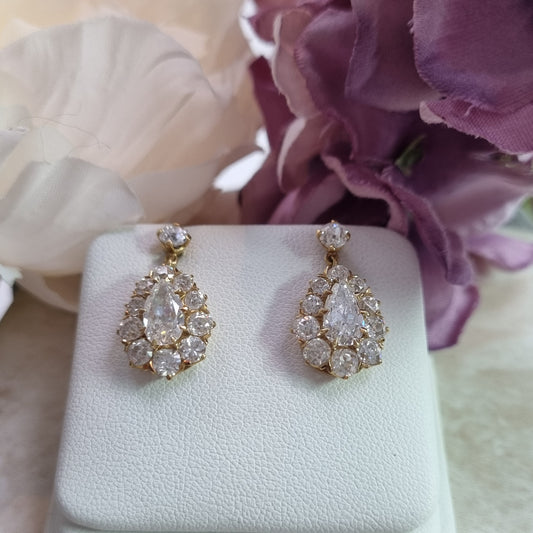 Victorian Antique 6.1ct Old Cut Diamond Pear Cluster Drop Earrings