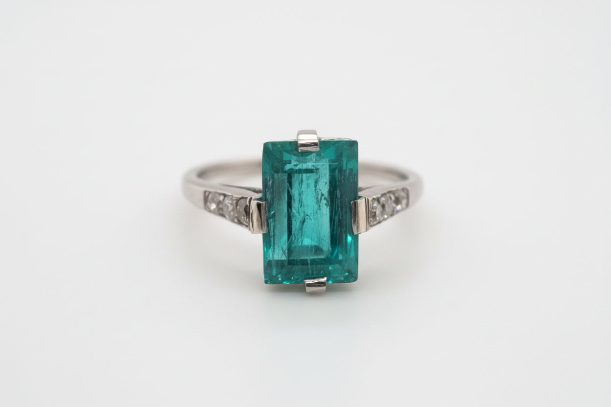 Art Deco 2.3ct Colombian Emerald Solitaire Engagement Ring, Diamond Shoulders, Platinum