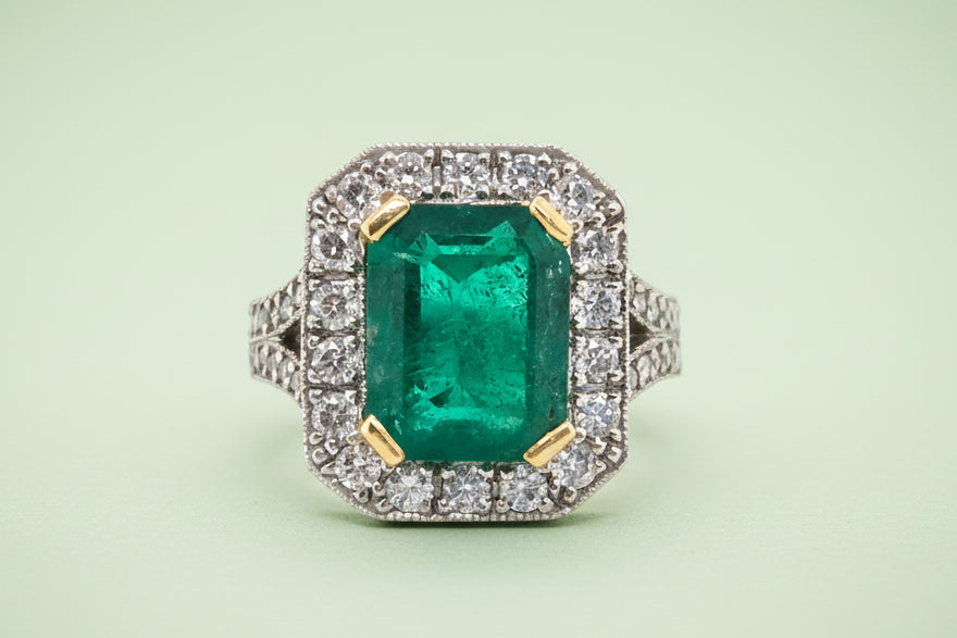 Vintage 3.50ct Colombian Emerald and Diamond Cluster Ring
