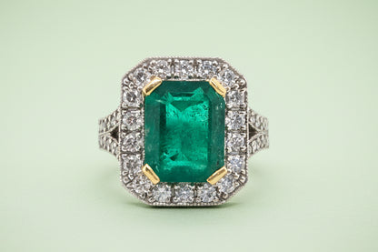 Vintage 3.50ct Colombian Emerald and Diamond Cluster Ring