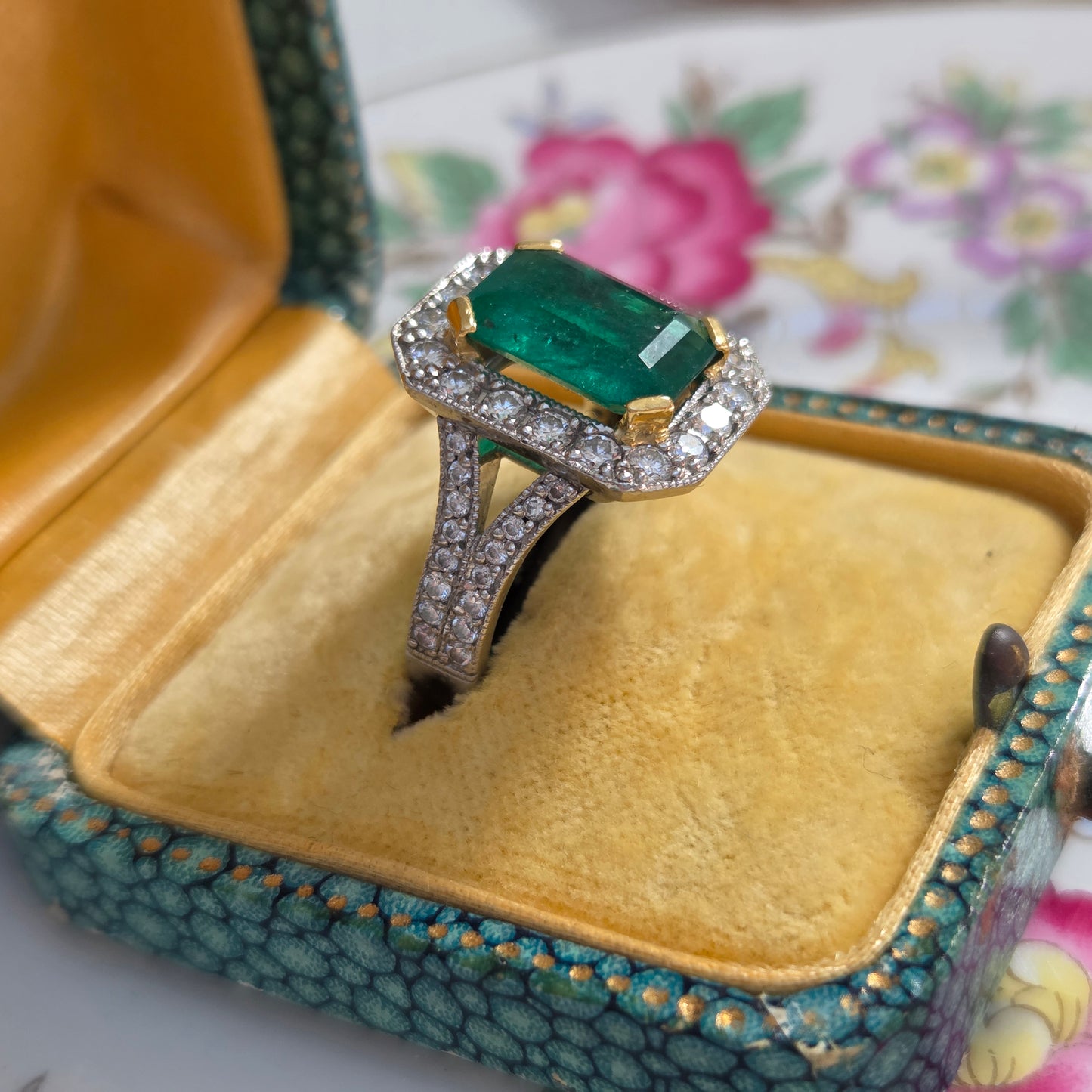 Vintage 3.50ct Colombian Emerald and Diamond Cluster Ring