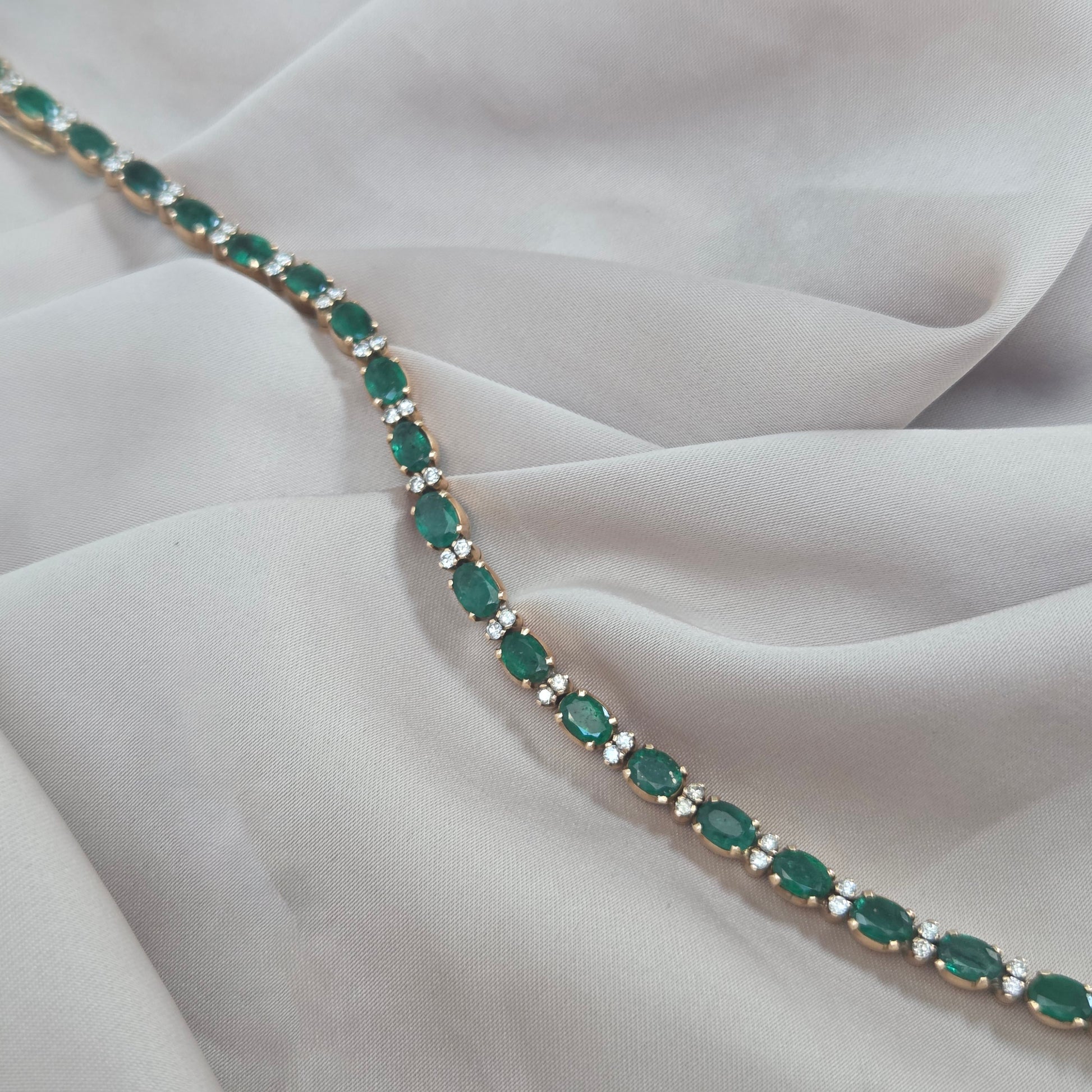 Vintage 6.3ct Emerald and Diamond Line Bracelet