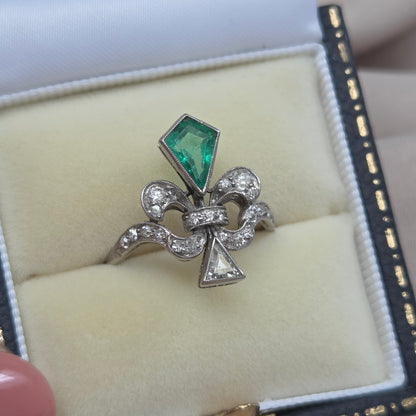 Belle Epoque Emerald and Diamond Fleur de Lis Ring